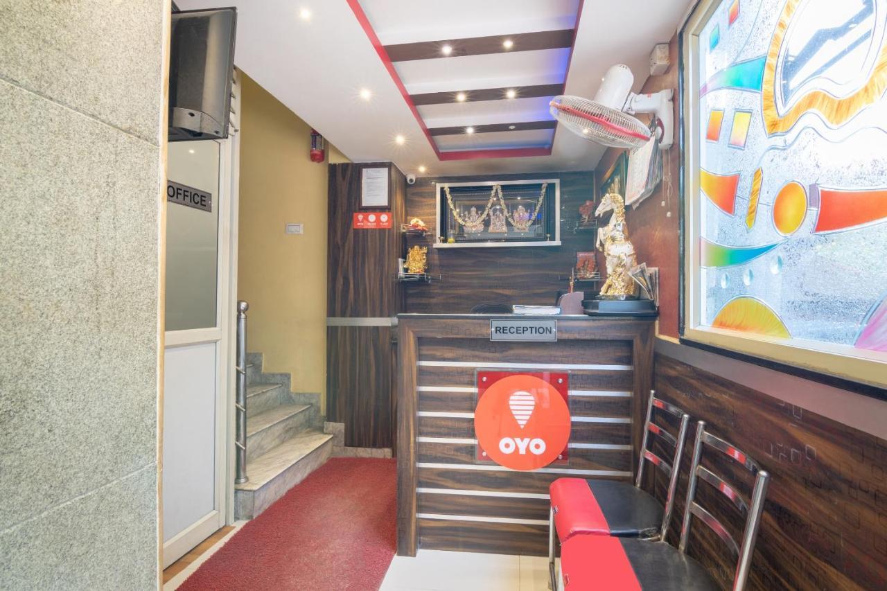 Oyo13594玛特鲁什里公寓 班加罗尔 外观 照片